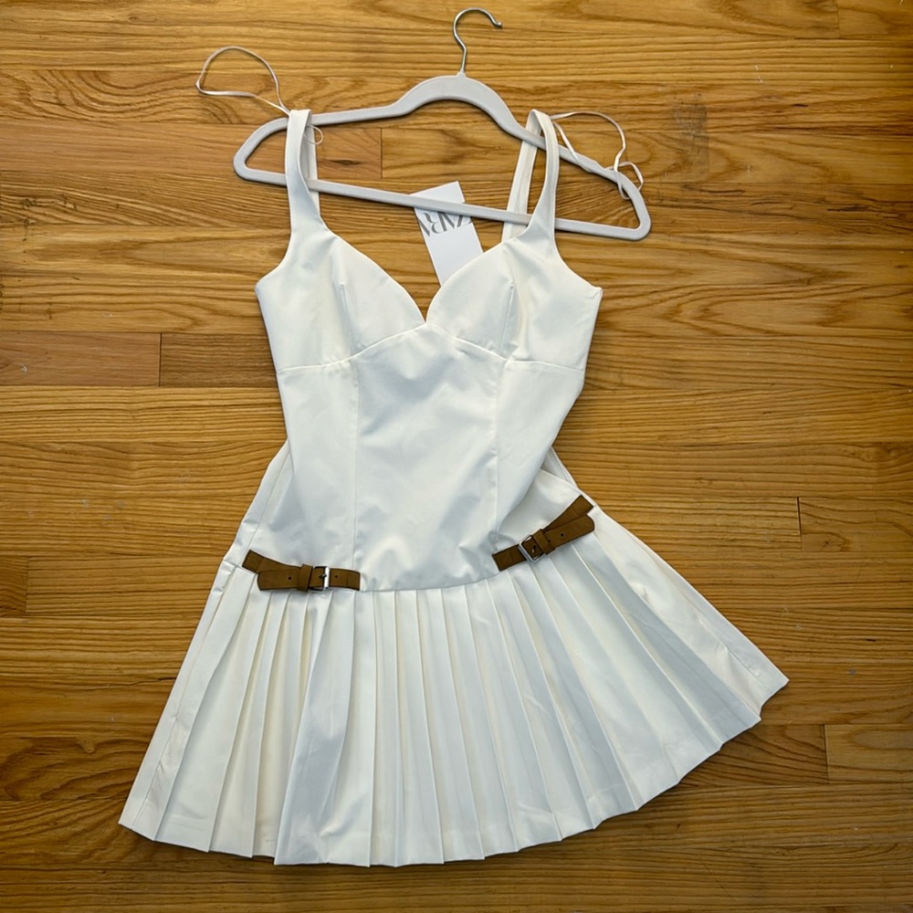 Zara Pleated white mini dress size xs